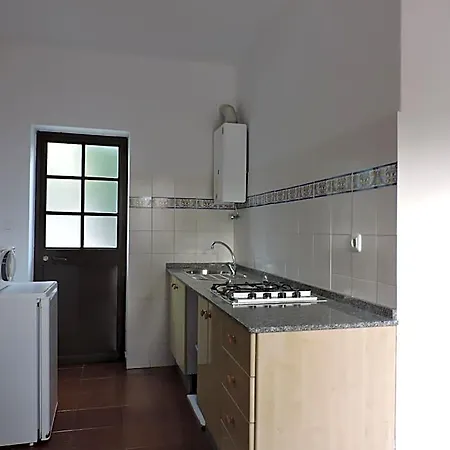 900 Meters From The Vtar Ca 01159 Hotel 4*