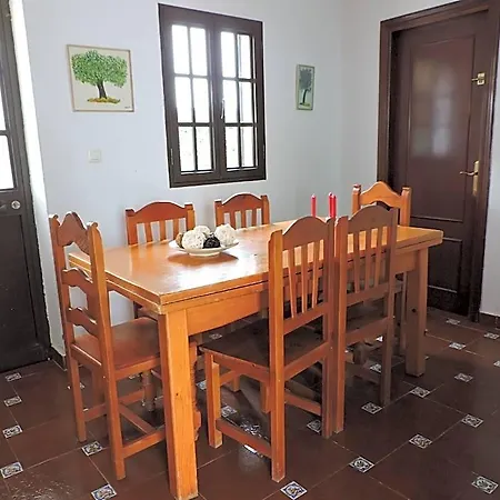 Hotel 900 Meters From The Vtar Ca 01159